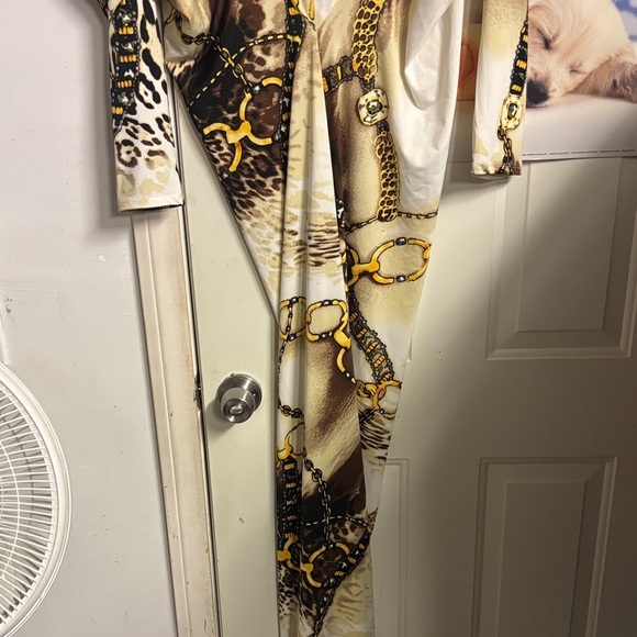 Leopard Print Chain Pattern Open Back Dress - Picture 5 of 6